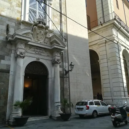 Oda ve Kahvaltı Le Logge Pisa