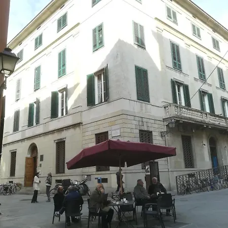 ベッド・アンド・ブレックファスト Le Logge